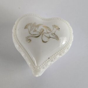 Avon Heart-Shaped Container Vtg